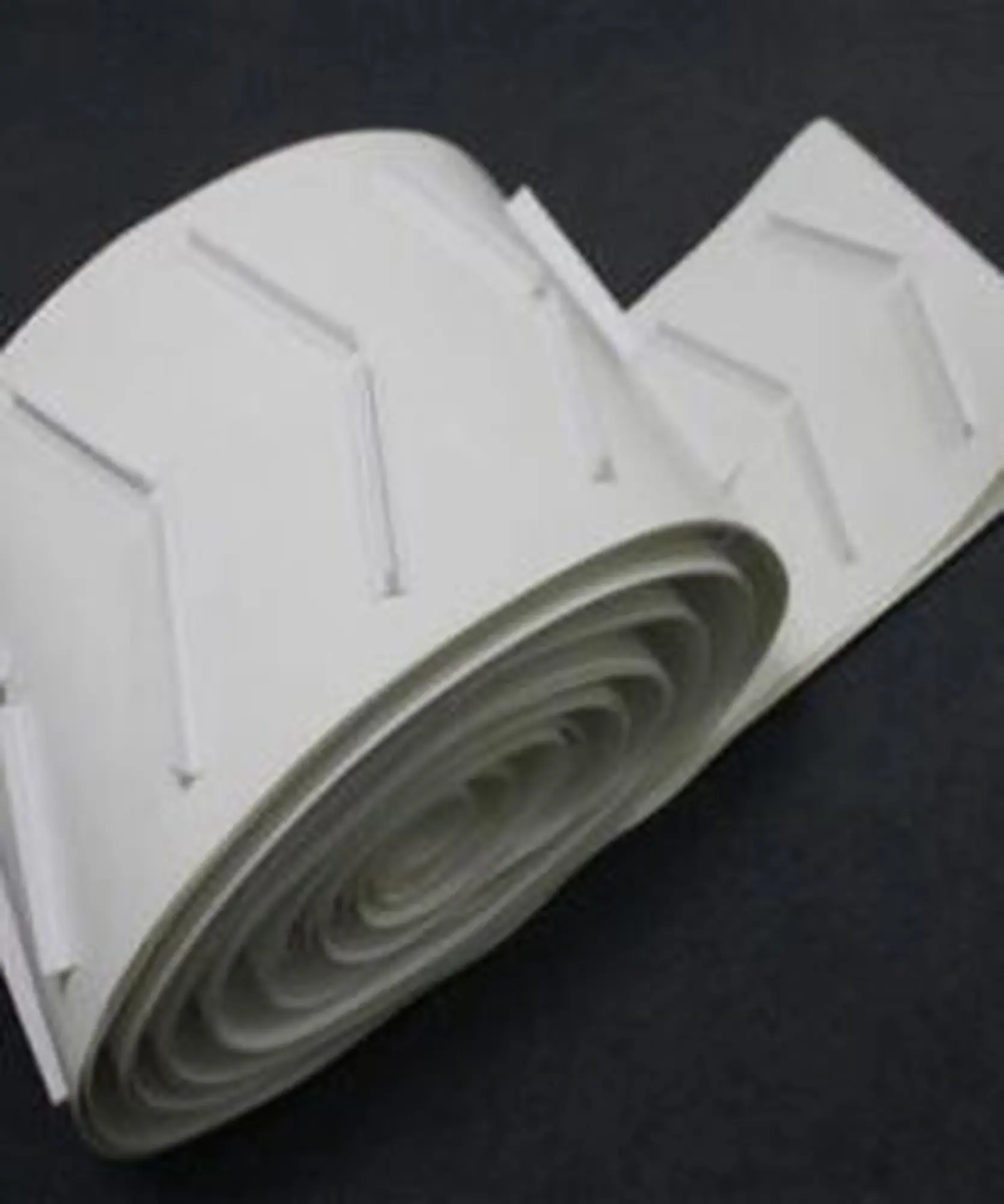 Băng tải cao su gâv V trắng