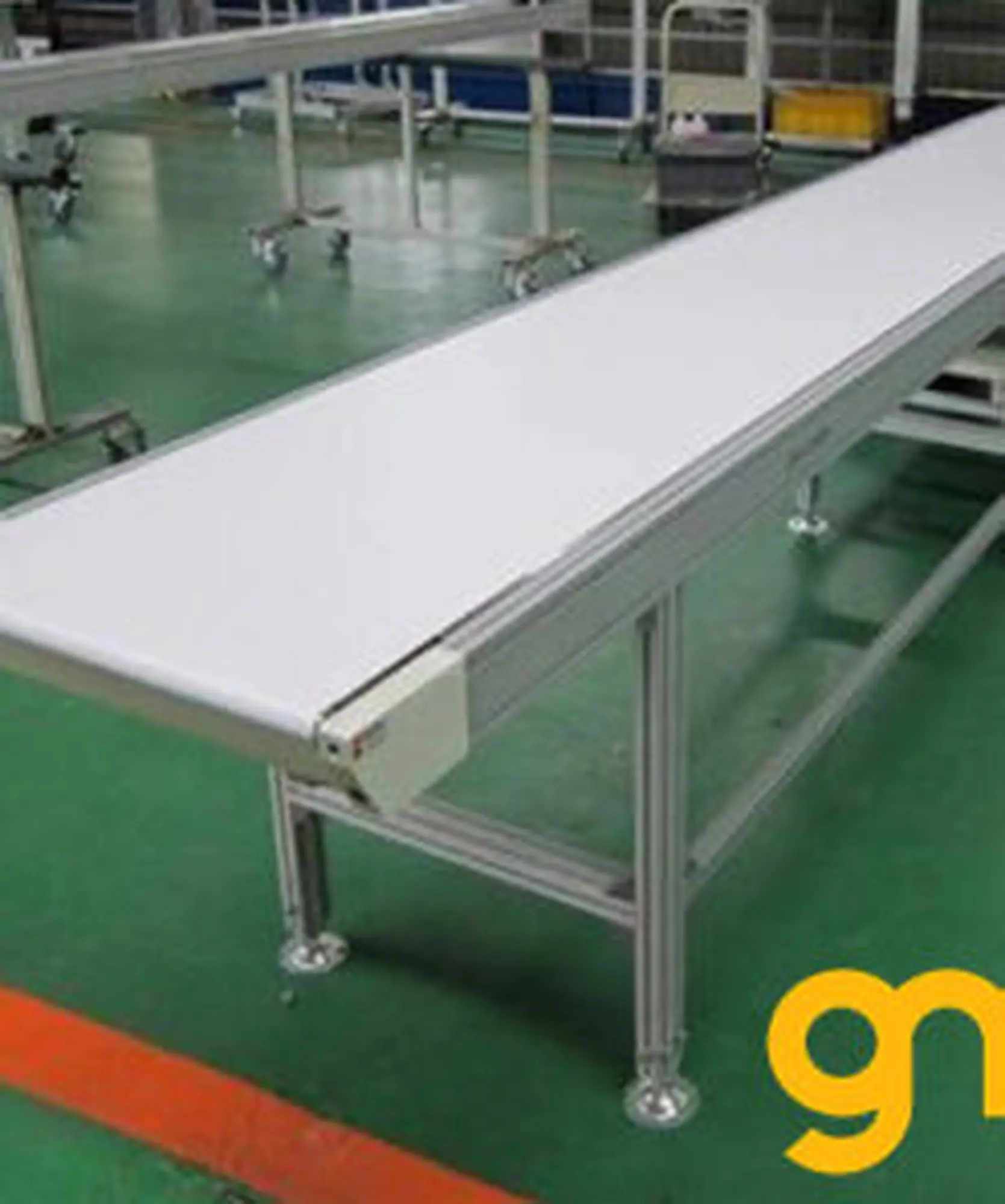 Băng Tải PVC Trắng Công Nghiệp – Phù Hợp Dây Chuyền Thực Phẩm Và Hải Sản