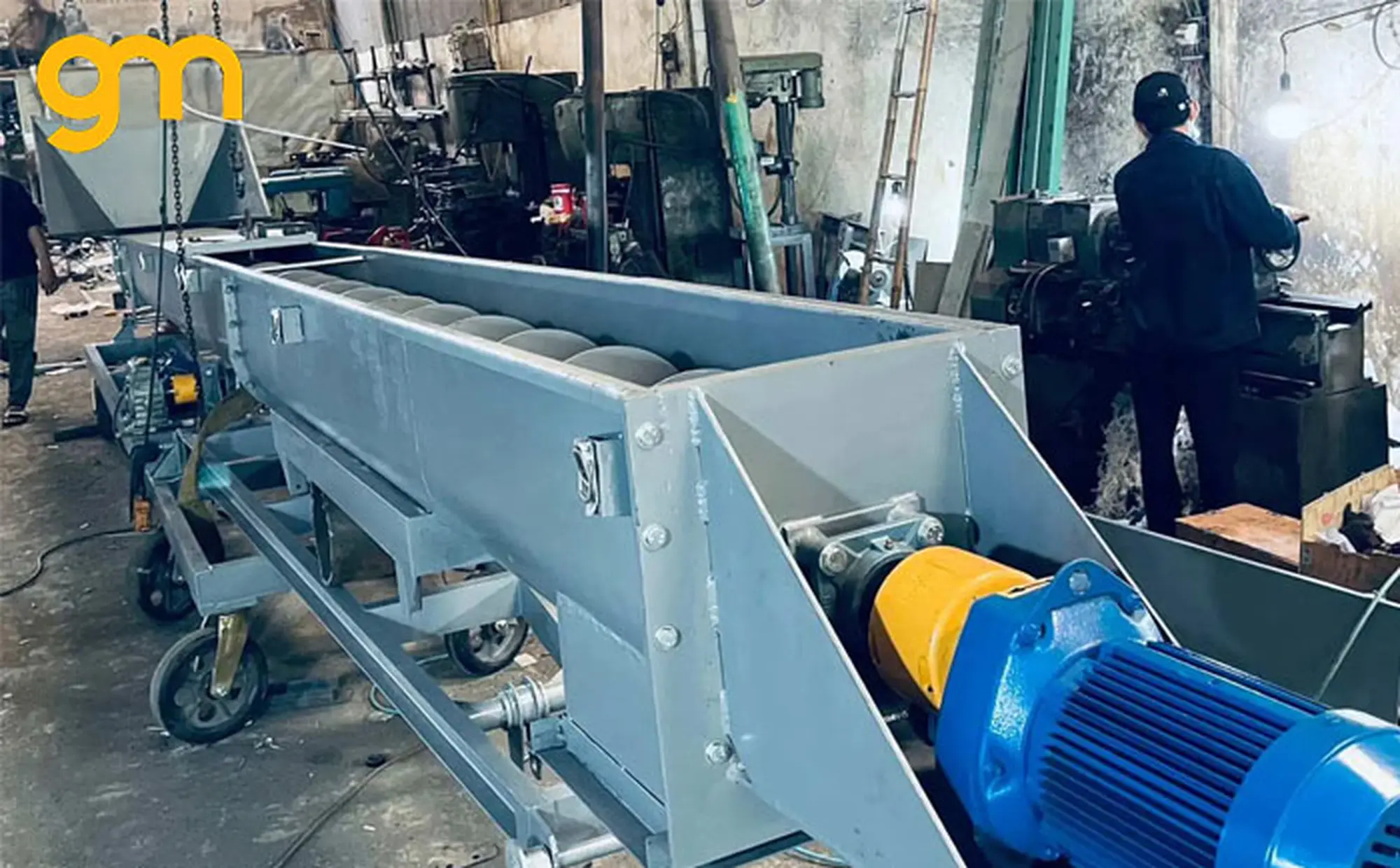 băng tải trục vít