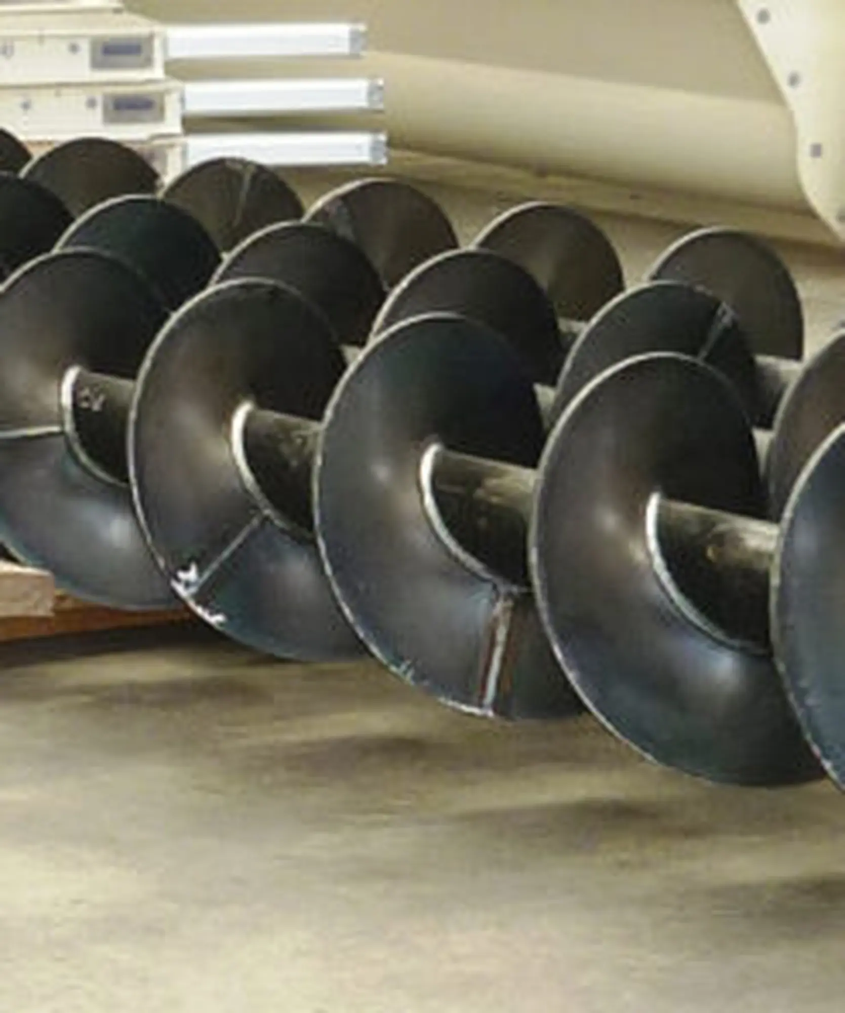 Vít tải và nguyên lý hoạt động - Cấu tạo của Vít tải